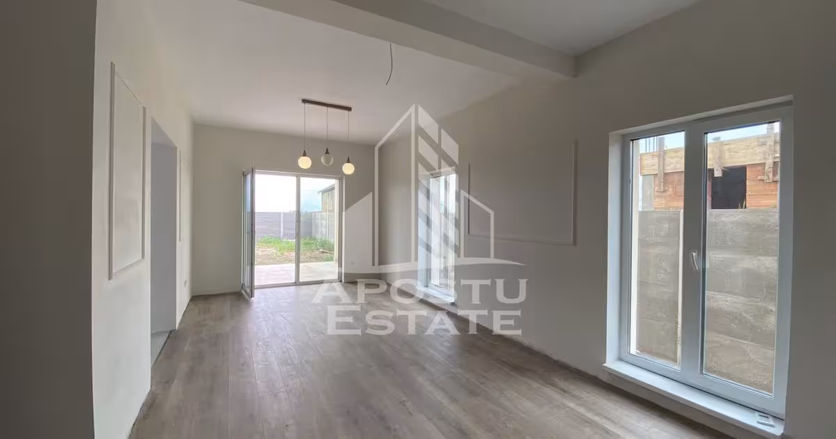 Duplex de vânzare cu 5 camere în Săcălaz