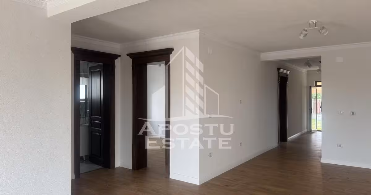 Casă individuală de vânzare cu 4 camere în Ghiroda