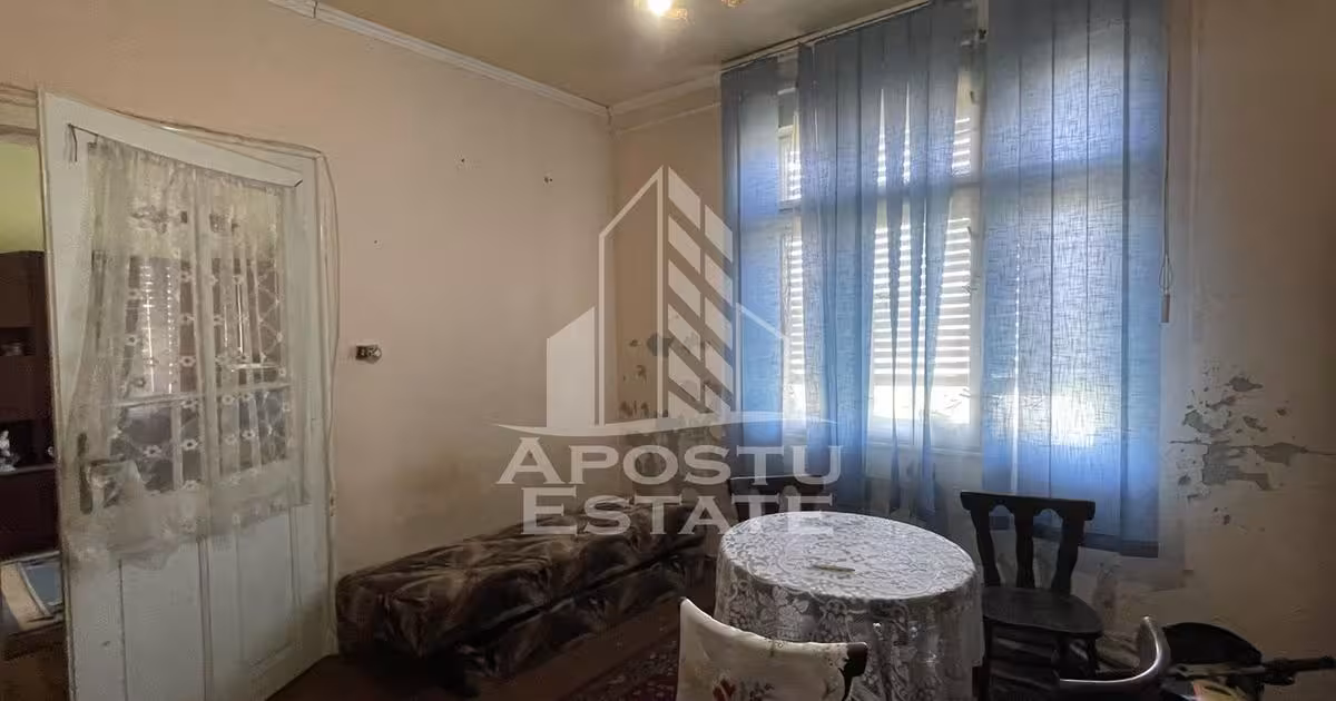 Casă individuală de vânzare cu 3 camere, mobilată în zona Dâmbovița, Timișoara