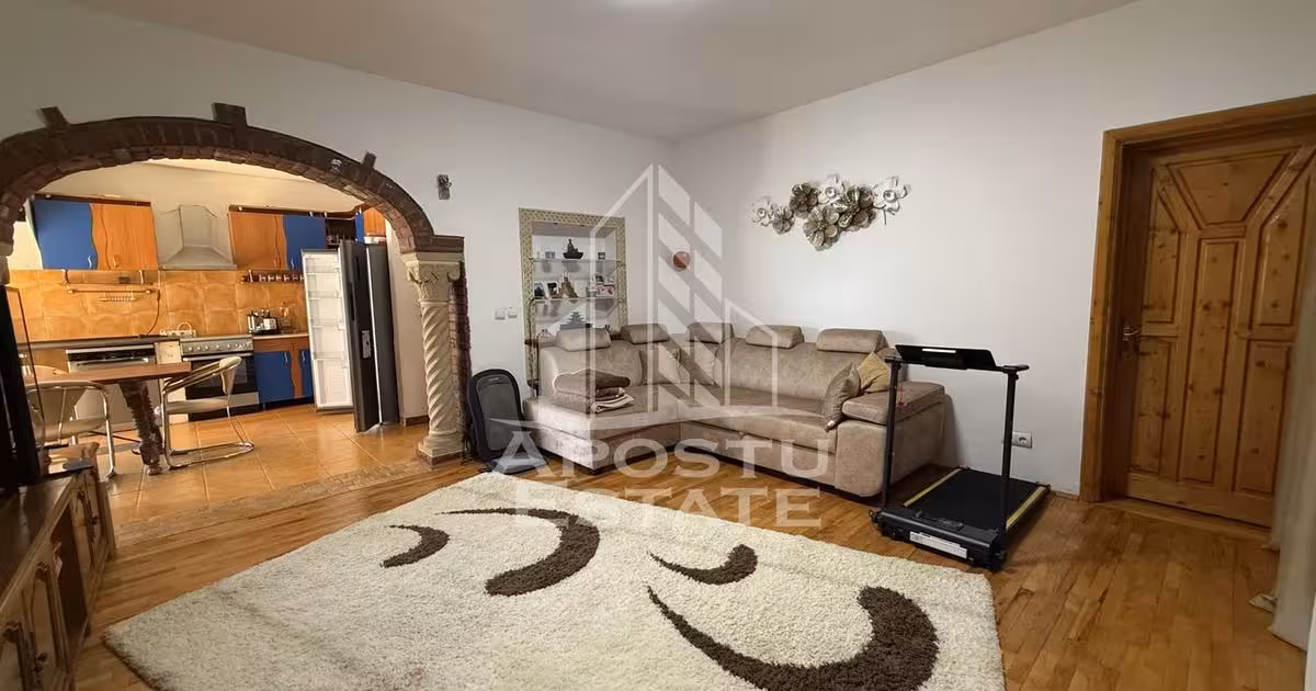 Casă individuală de vânzare cu 3 camere, mobilată în zona Lunei, Timișoara