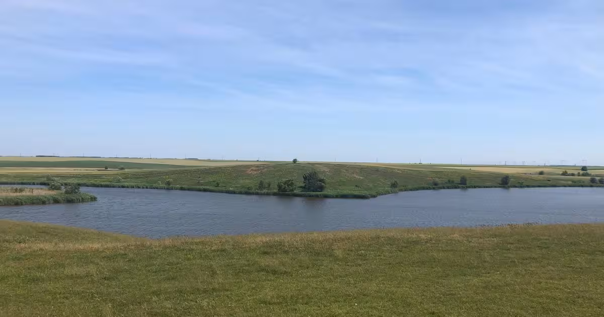 Teren agricol intravilan de vânzare de 984 mp, în Gostilele