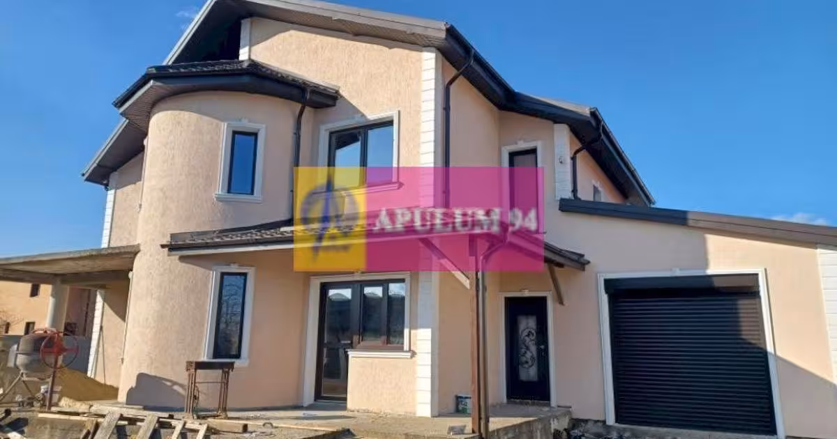 Casă individuală de vânzare cu 5 camere în Săbăreni