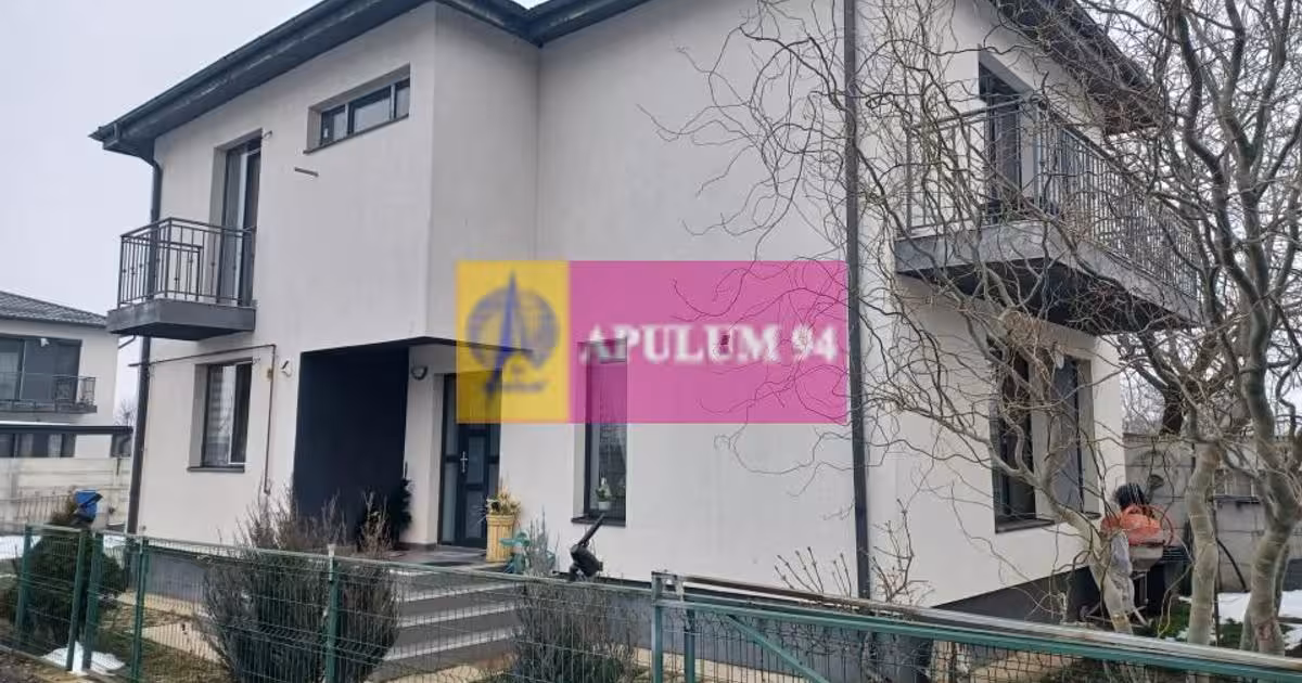 Casă individuală de vânzare cu 4 camere, mobilată în Joița