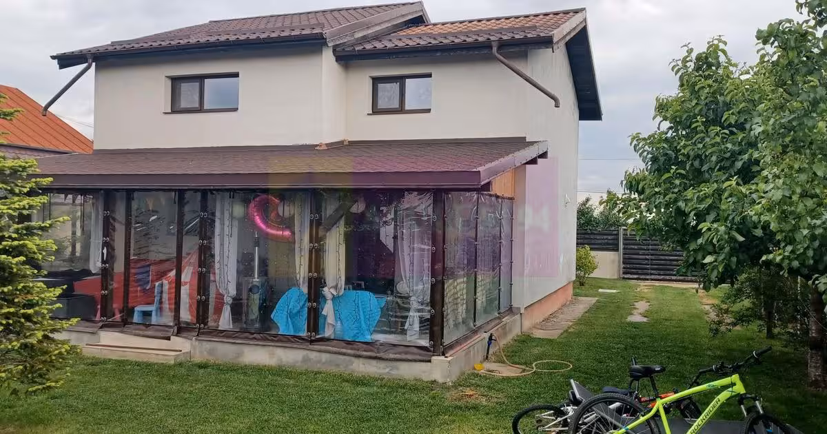 Casă individuală de vânzare cu 4 camere în Săbăreni