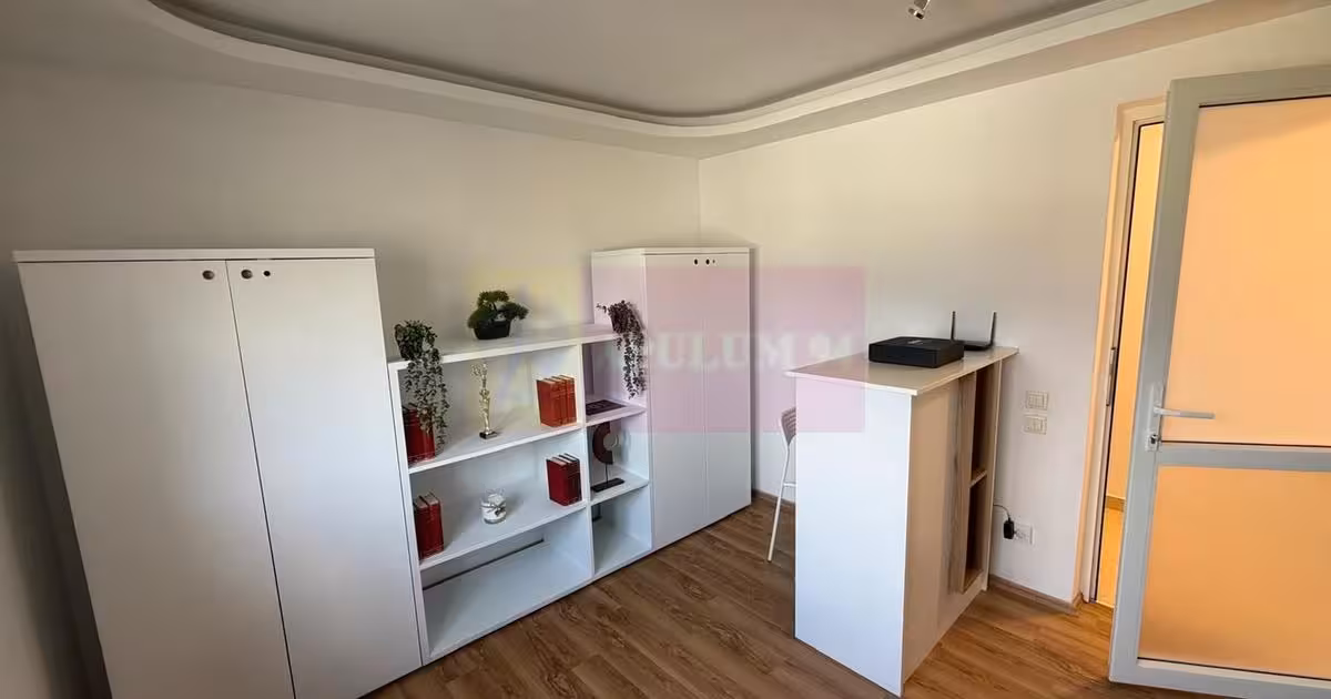 Casă individuală de vânzare cu 6 camere în Cățelu