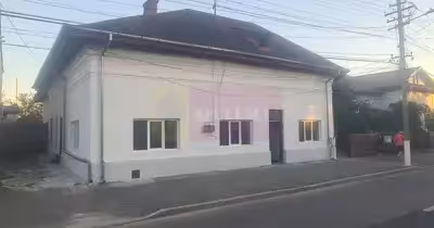 Casă Central
