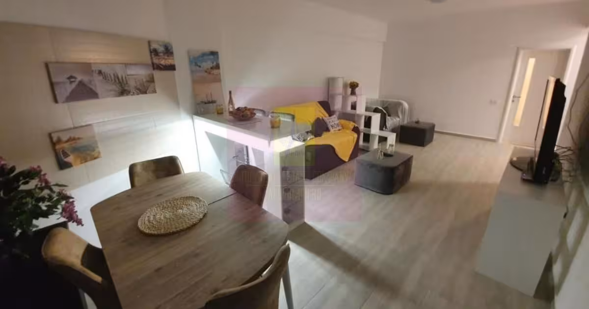 Apartament de vânzare cu 2 camere, mobilat în Mamaia