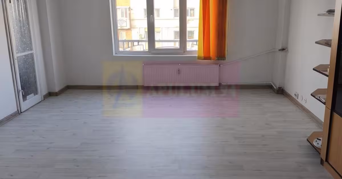 Apartament de vânzare cu 3 camere în zona Calea Călărașilor, Sector 3