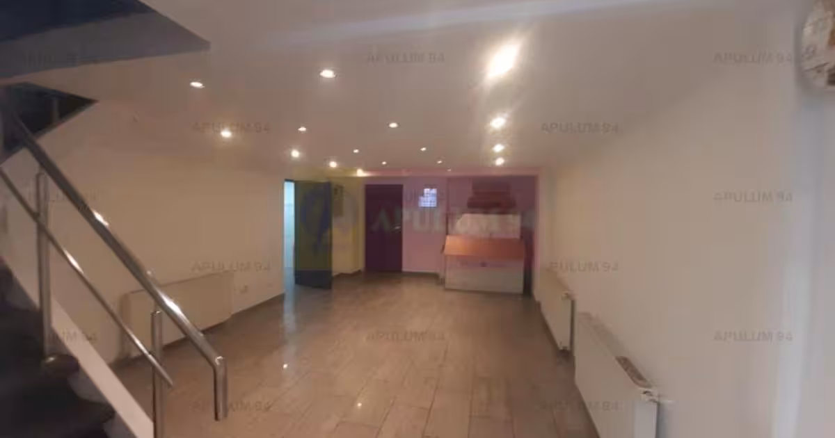 Spațiu comercial de vânzare de 85 mp, în zona Centrul Civic, Ultracentral
