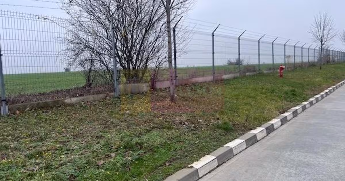 Teren Construcții intravilan de vânzare de 13853 mp, în Domnești