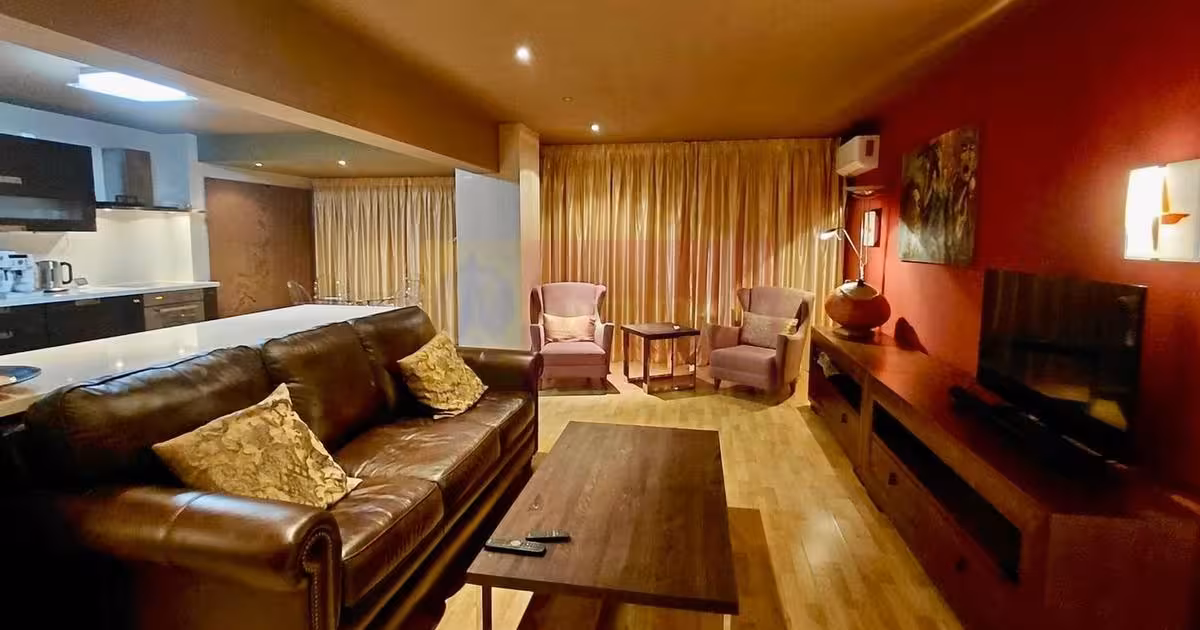 Apartament de vânzare cu 4 camere, mobilat în zona 13 Septembrie, Sector 5