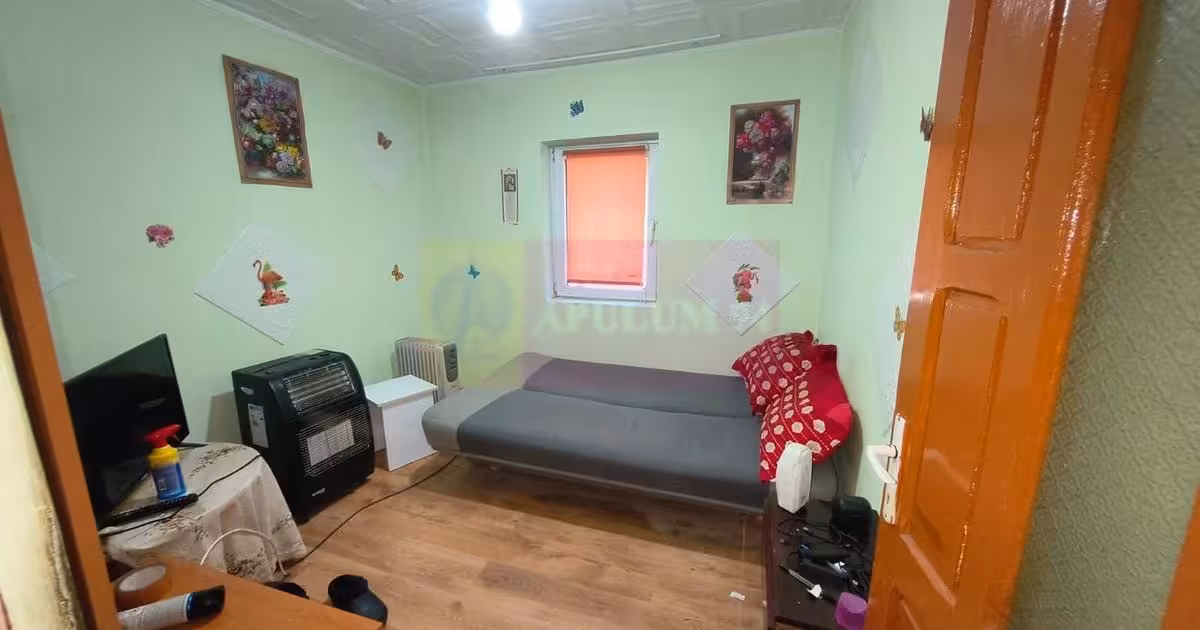 Garsonieră de vânzare în 1 Decembrie