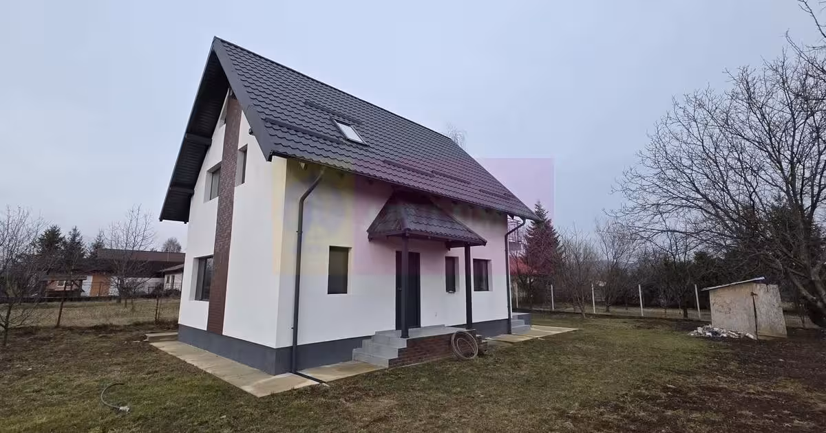 Casă individuală de vânzare cu 4 camere în Brebu