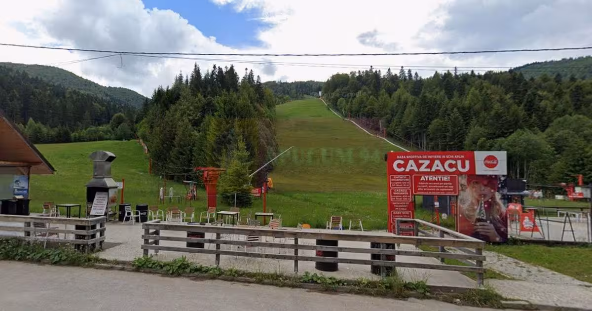 Teren Construcții intravilan de vânzare de 1874 mp, în Azuga