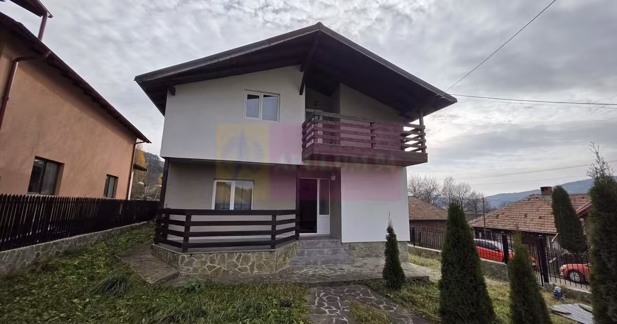 Casă individuală de vânzare cu 4 camere în Valea Doftanei