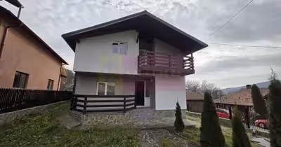 Casă Valea Doftanei