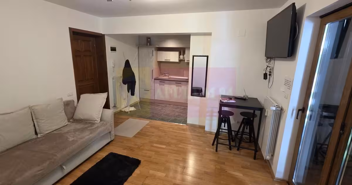 Apartament de vânzare cu 2 camere în Sinaia