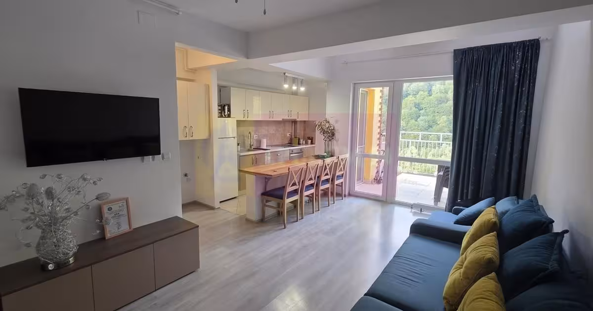 Apartament de vânzare cu 2 camere în Sinaia