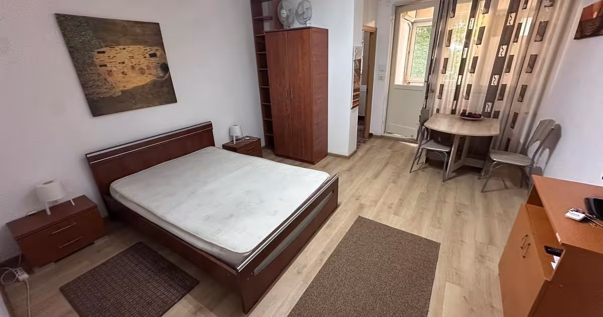 Garsonieră de vânzare în zona Basarab, Ultracentral