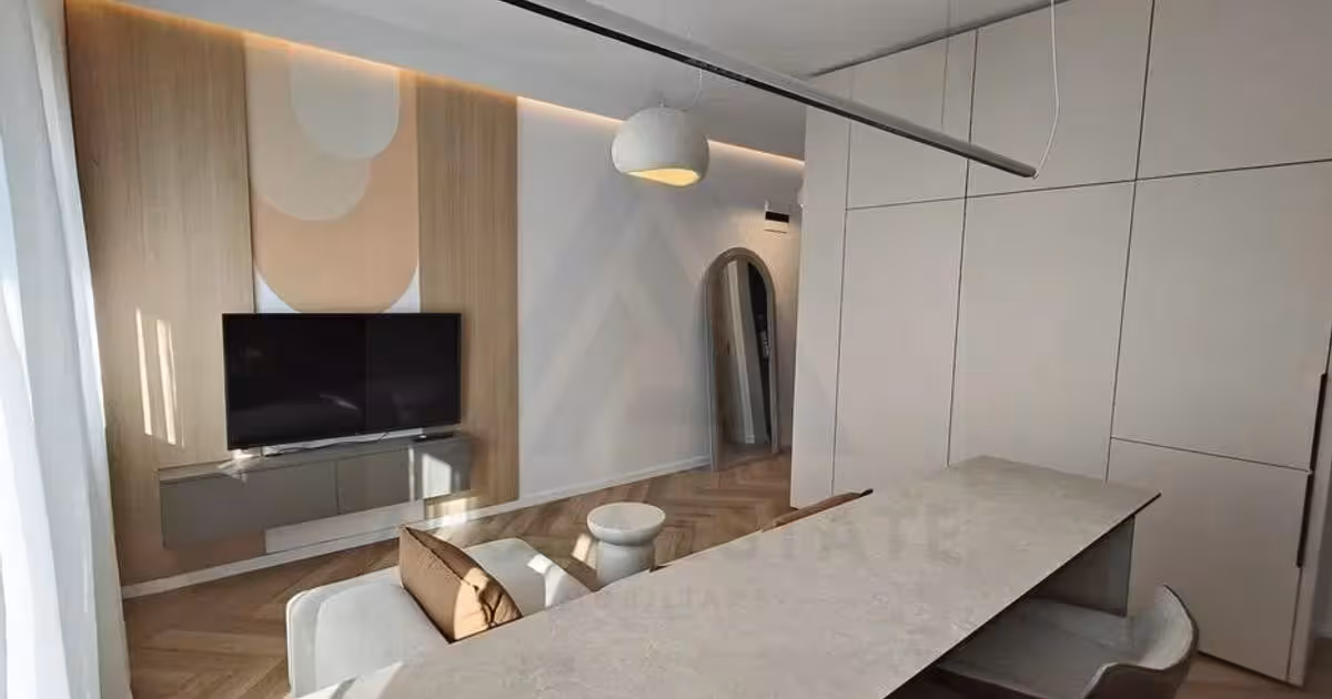 Apartament de vânzare cu 3 camere, mobilat în zona Turnișor, Sibiu