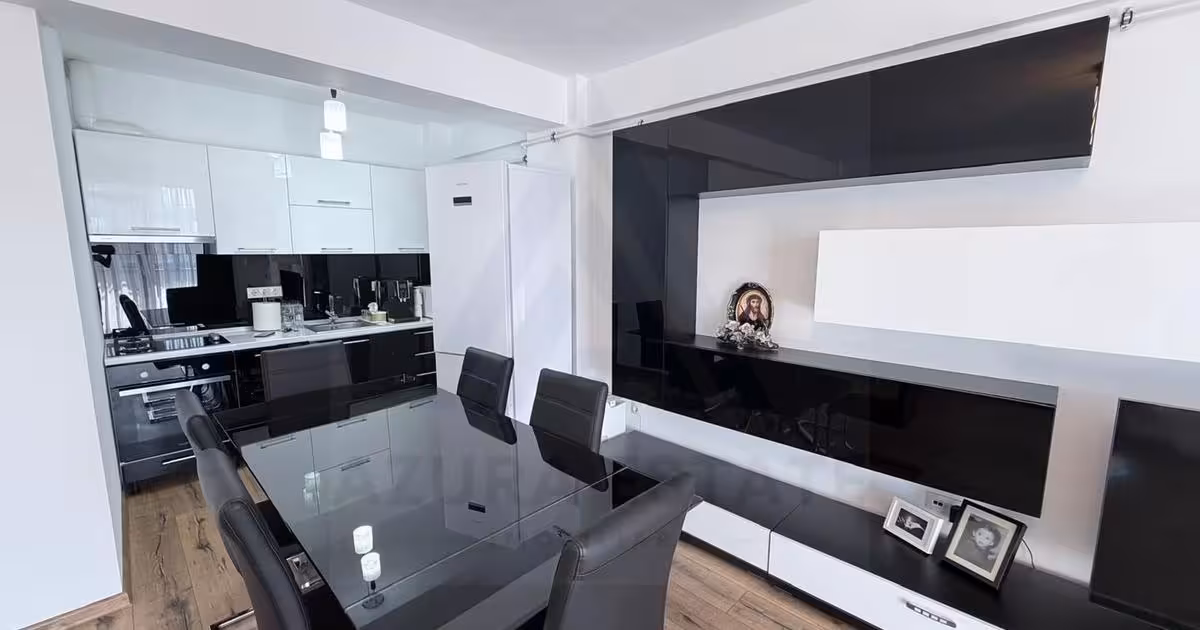 Apartament de vânzare cu 3 camere, mobilat în Șelimbăr