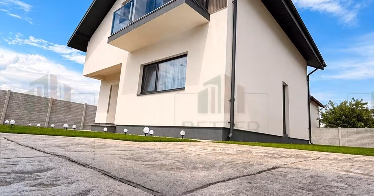 Casă individuală de vânzare cu 5 camere în Berceni