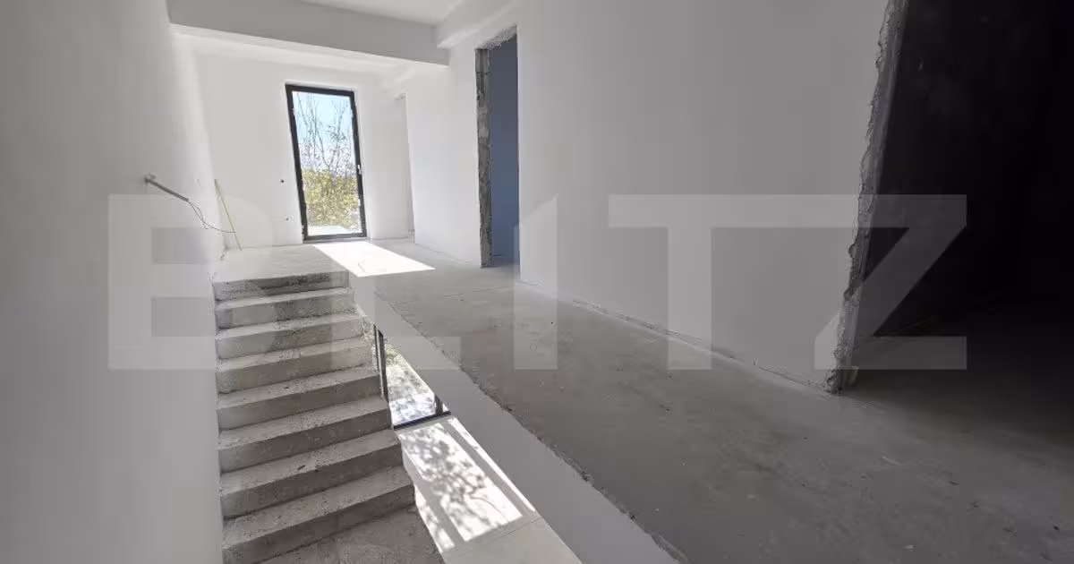 Duplex de vânzare cu 4 camere în Jucu de Mijloc