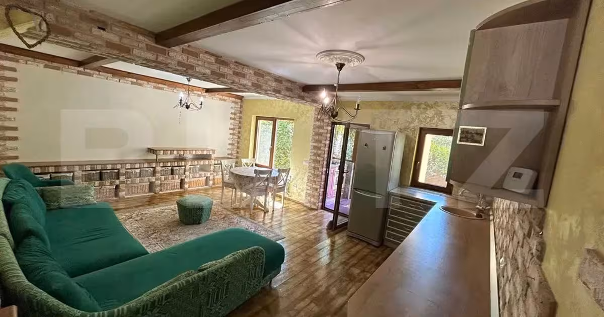 Apartament de vânzare cu 5 camere, mobilat în zona Vișani, Iași