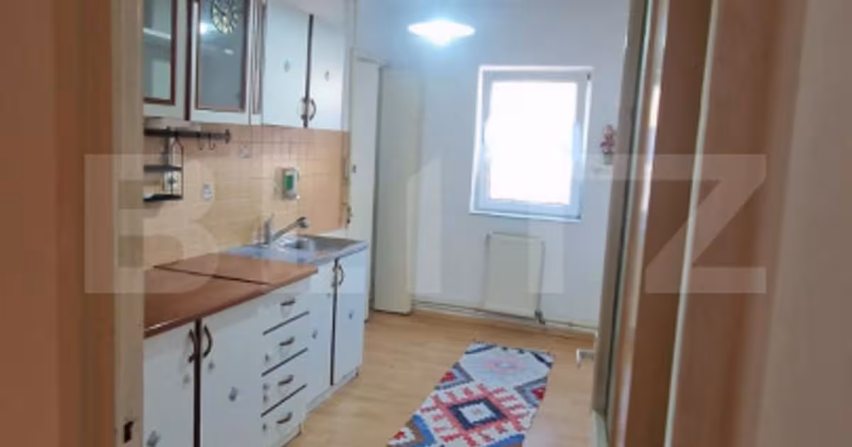 Apartament de vânzare cu 2 camere în zona Bartolomeu, Brașov