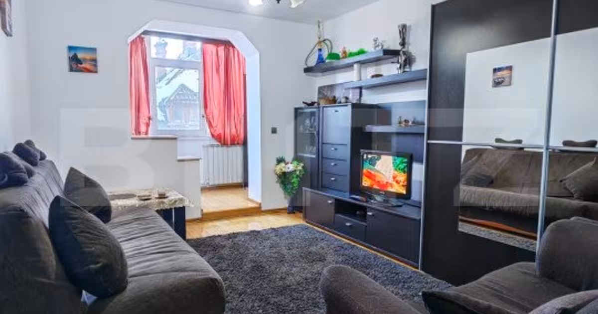 Apartament de vânzare cu 2 camere, mobilat în Predeal