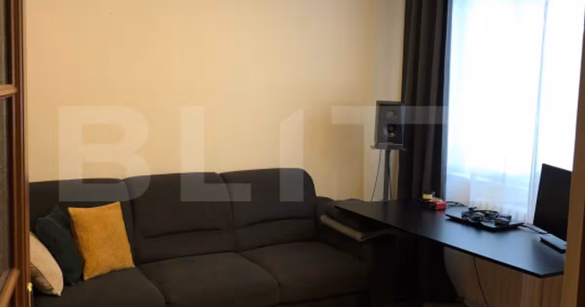 Apartament de vânzare cu 3 camere, mobilat în zona Mănăștur, Cluj-Napoca