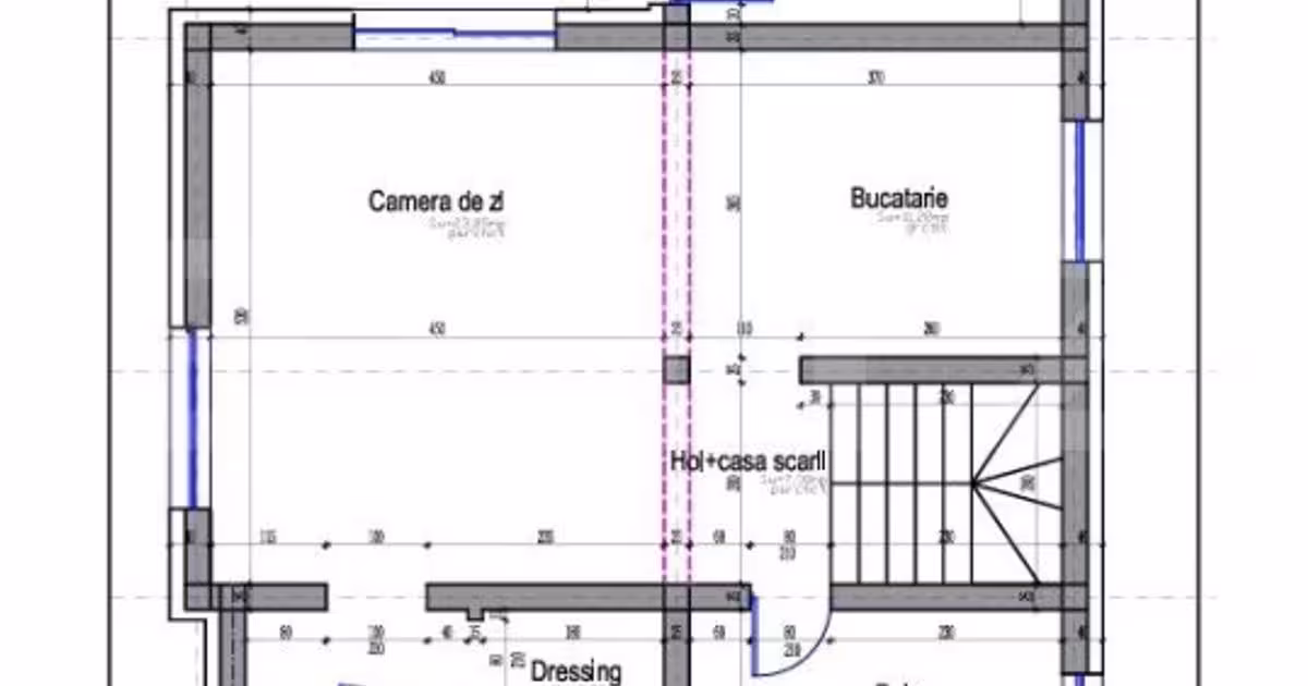 Casă individuală de vânzare cu 4 camere în Baciu