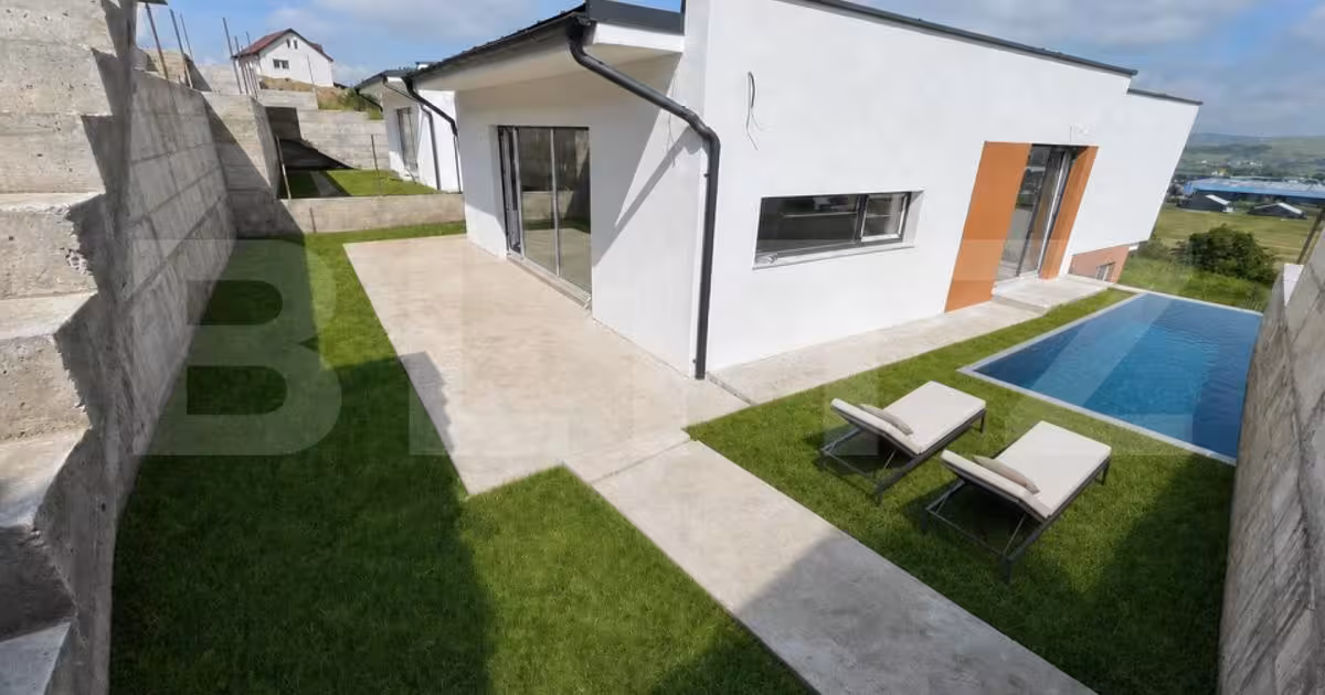 Casă individuală de vânzare cu 4 camere în Dezmir