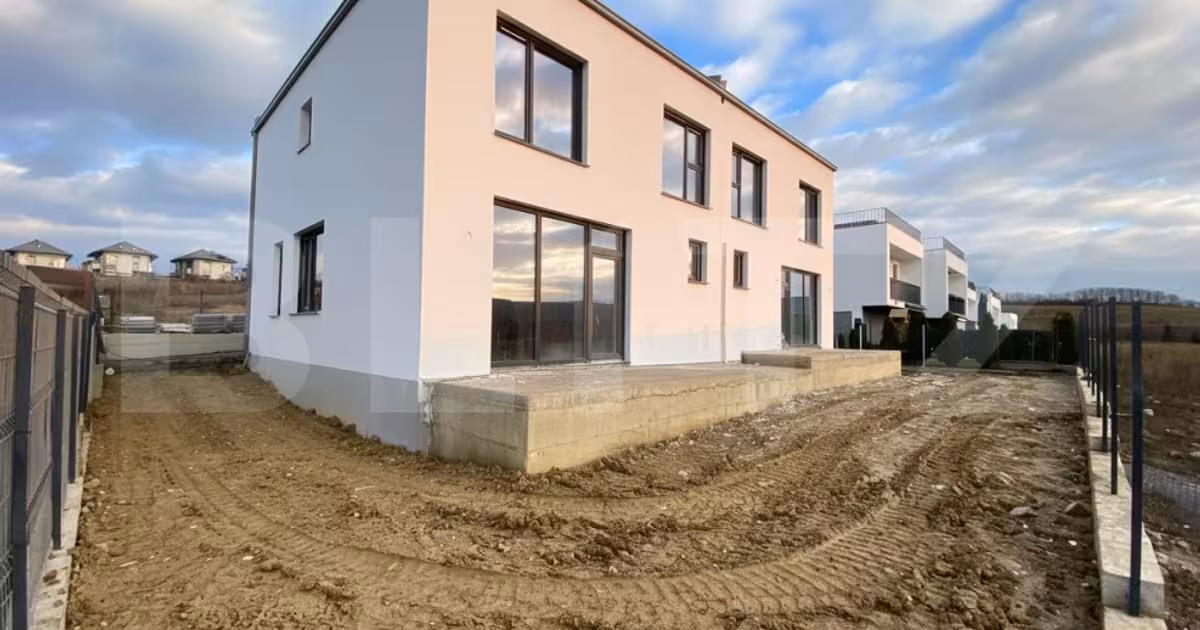 Casă de vânzare cu 4 camere în zona Borhanci, Cluj-Napoca