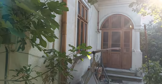 Casă P-ța Unirii