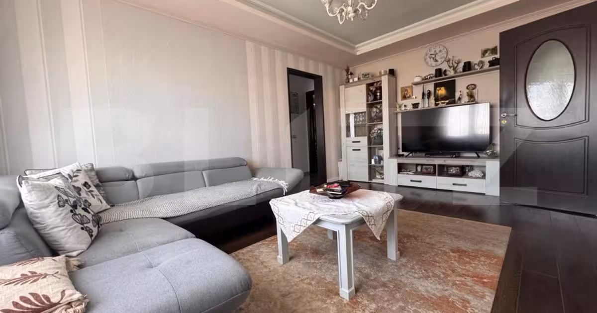 Apartament de vânzare cu 3 camere, mobilat în zona Mircea cel Bătrân, Iași