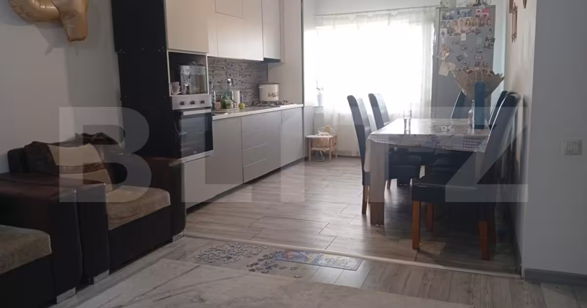 Apartament de vânzare cu 3 camere, mobilat în Apahida