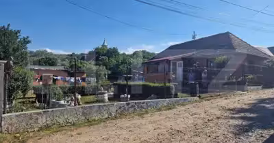 Casă Cara