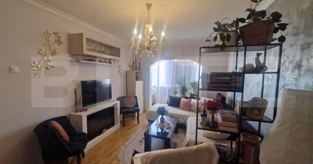 Apartament de vânzare cu 4 camere, mobilat în Codlea