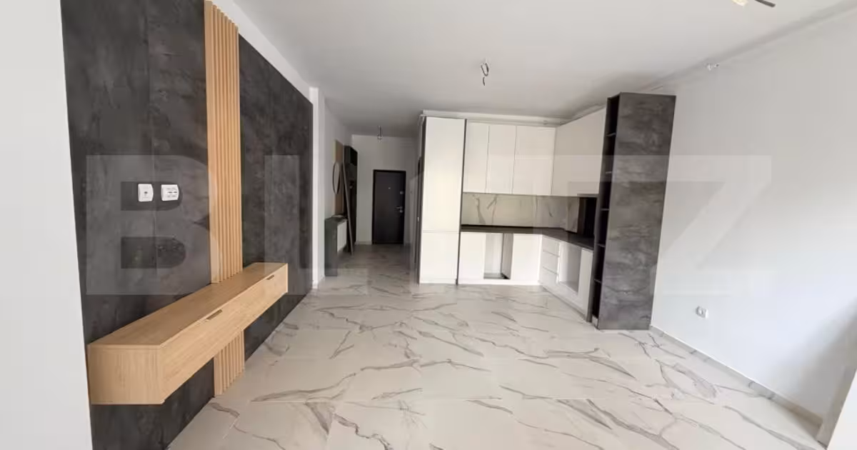 Apartament de vânzare cu 3 camere, mobilat în Tărlungeni
