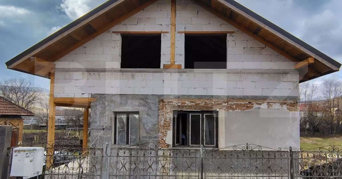 Casă individuală de vânzare cu 4 camere în Așchileu Mare