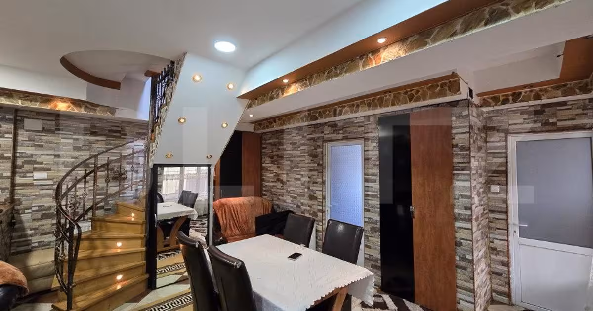 Casă individuală de vânzare cu 9 camere, mobilată în Turda
