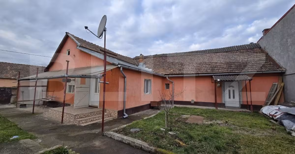 Casă individuală de vânzare cu 5 camere în Turda