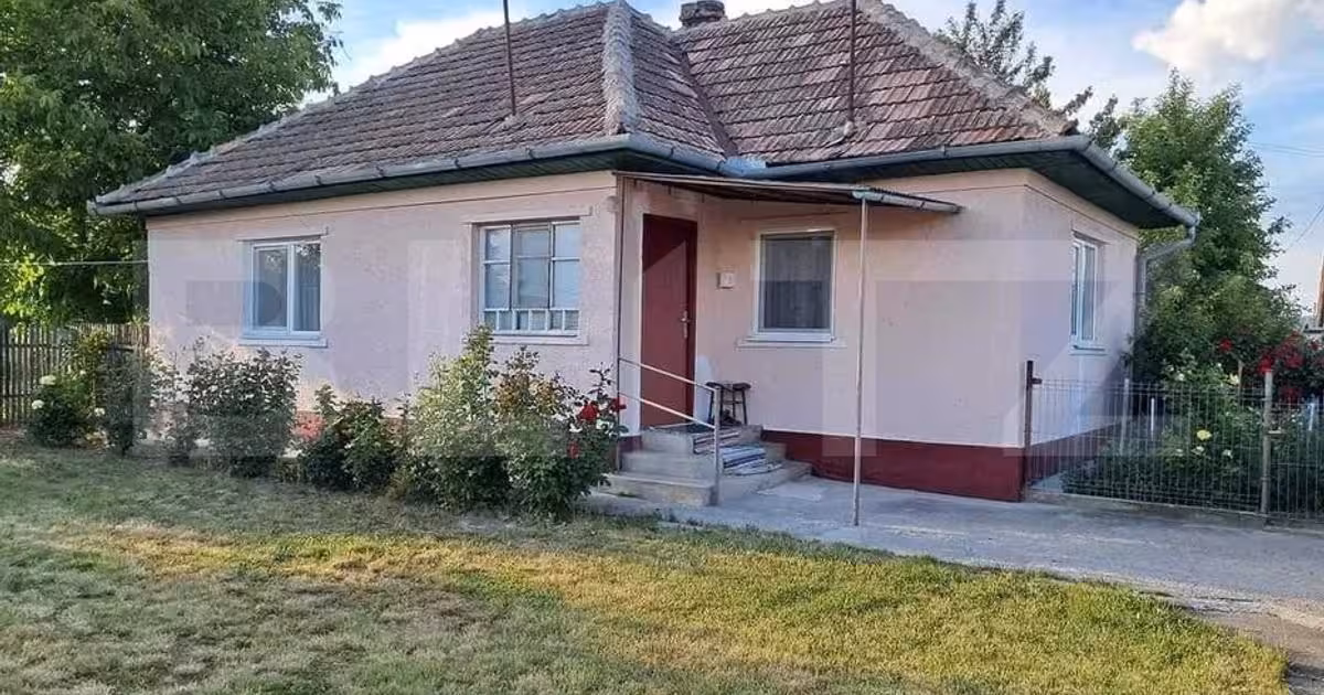 Casă individuală de vânzare cu 2 camere, mobilată în Iclod