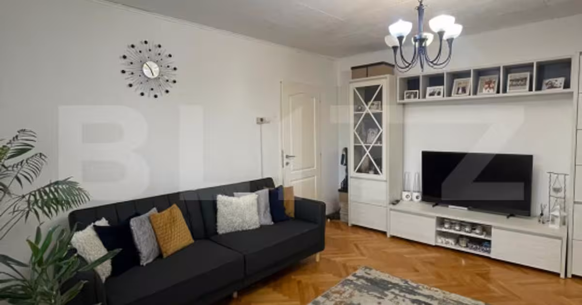 Apartament de vânzare cu 2 camere, mobilat în Câmpia Turzii