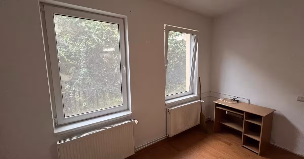 Casă de vânzare cu 2 camere, mobilată în zona Central, Brașov