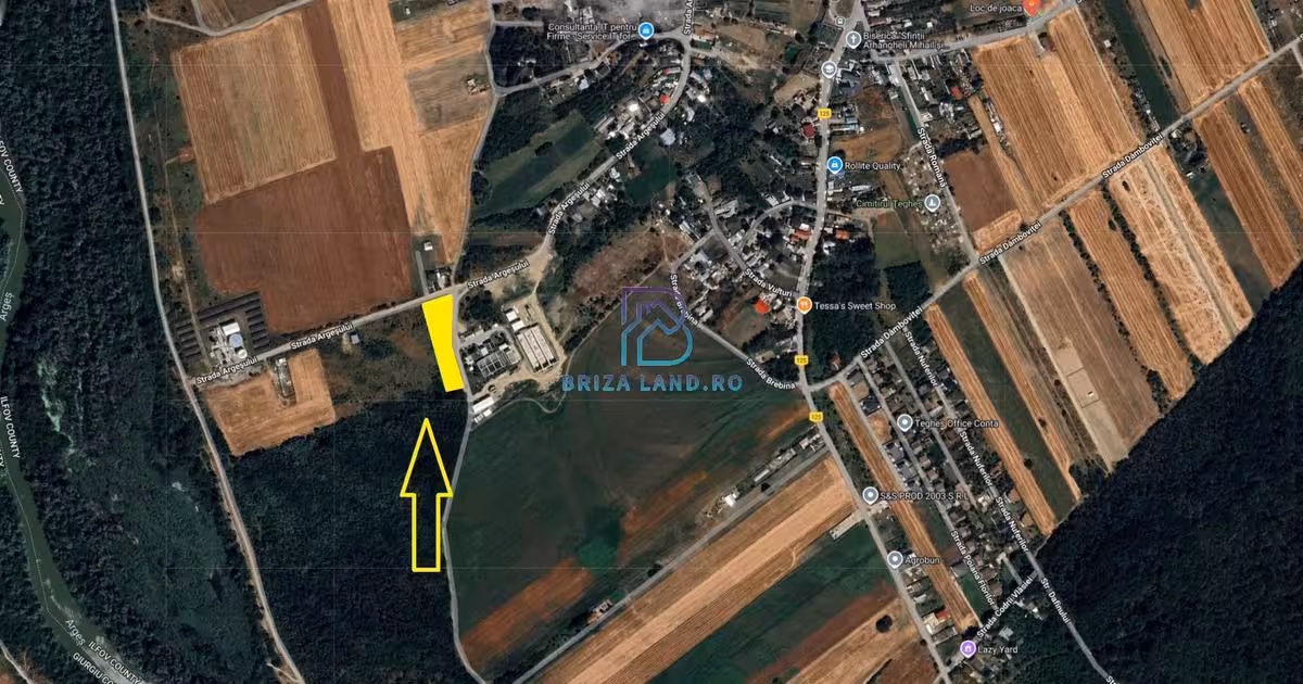 Teren Construcții intravilan de vânzare de 2475 mp, în Țegheș