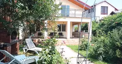 Casă Domnești