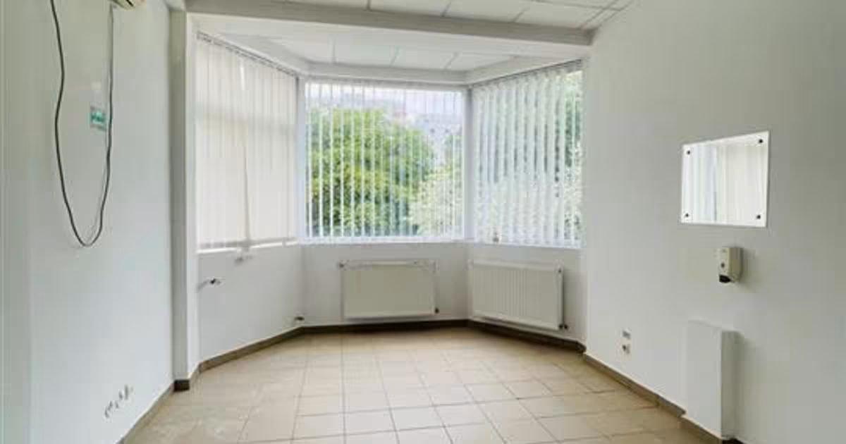 Casă individuală de vânzare cu 20 camere în zona 1 Mai, Sector 1