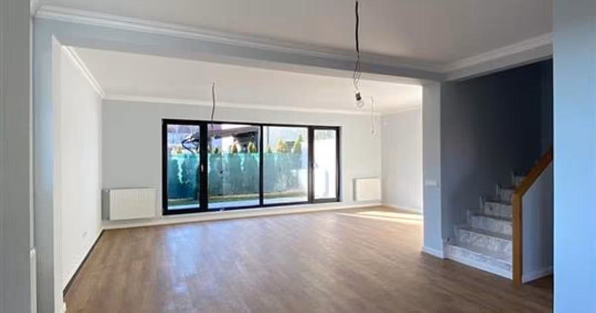 Duplex de vânzare cu 5 camere în Otopeni
